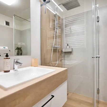 Laguna Beskidow - A83 Apartment Zarzecze (Silesia)